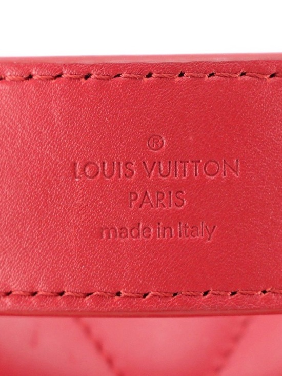 Louis Vuitton New Wave Chain Link Two-Way Bag in Red Quilted Calfskin Leather - Picture 6 of 11